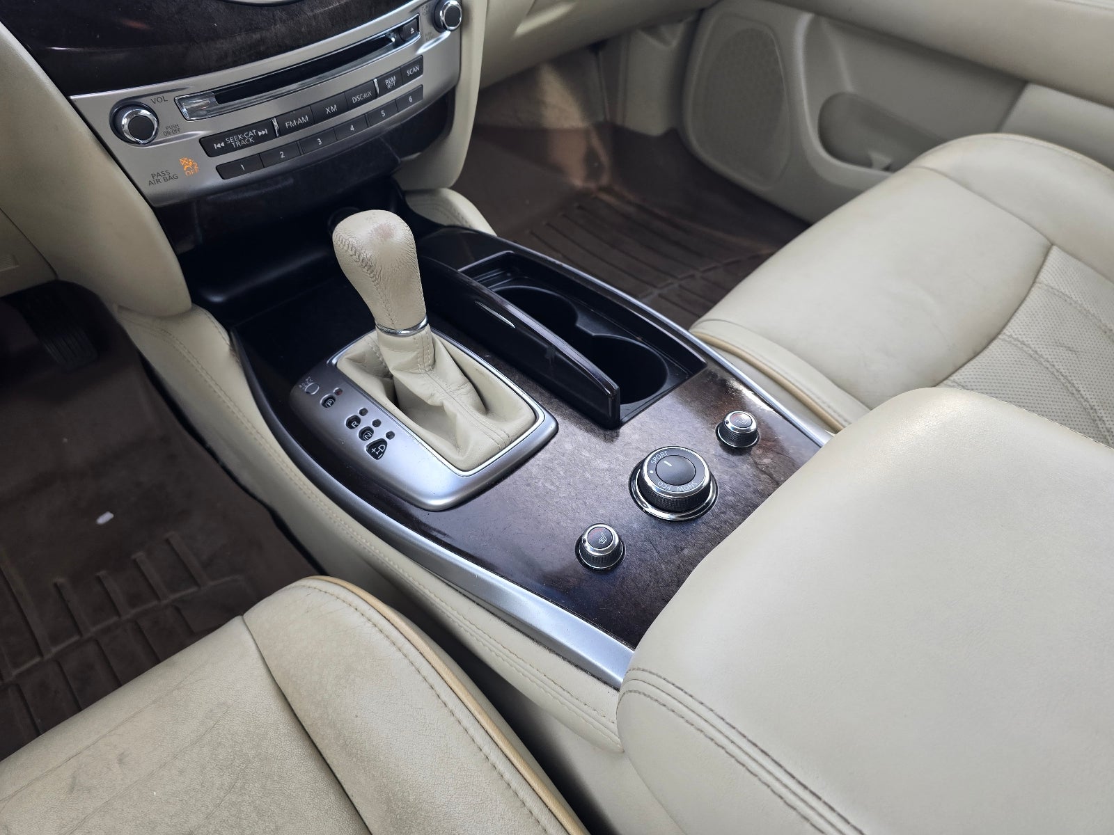 2013 INFINITI JX35 Base