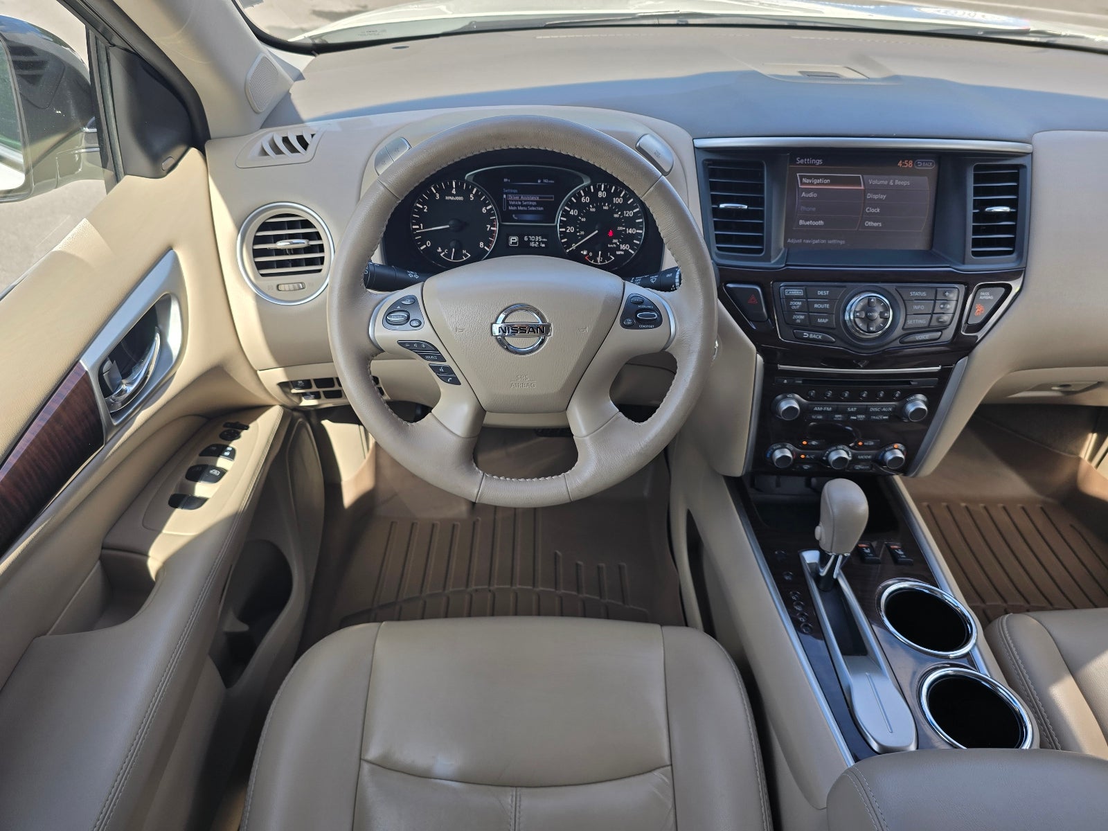 2015 Nissan Pathfinder SL