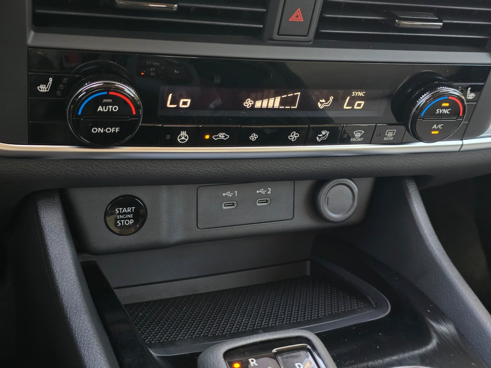 2027 Nissan Rogue SV