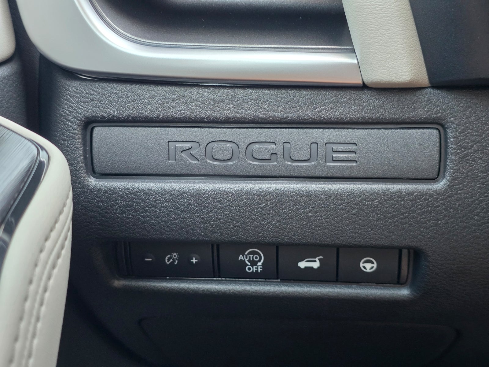 2027 Nissan Rogue SV