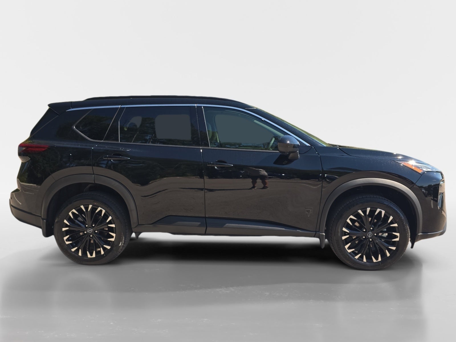2027 Nissan Rogue SV