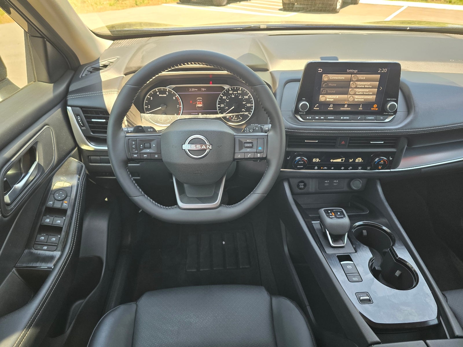 2025 Nissan Rogue SV