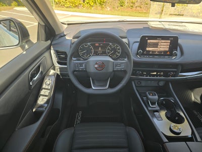 2027 Nissan Rogue Base