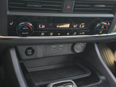 2027 Nissan Rogue Base