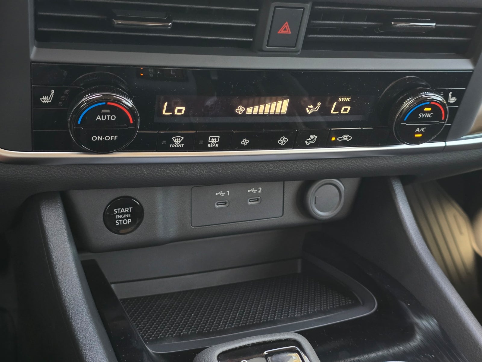 2027 Nissan Rogue Base