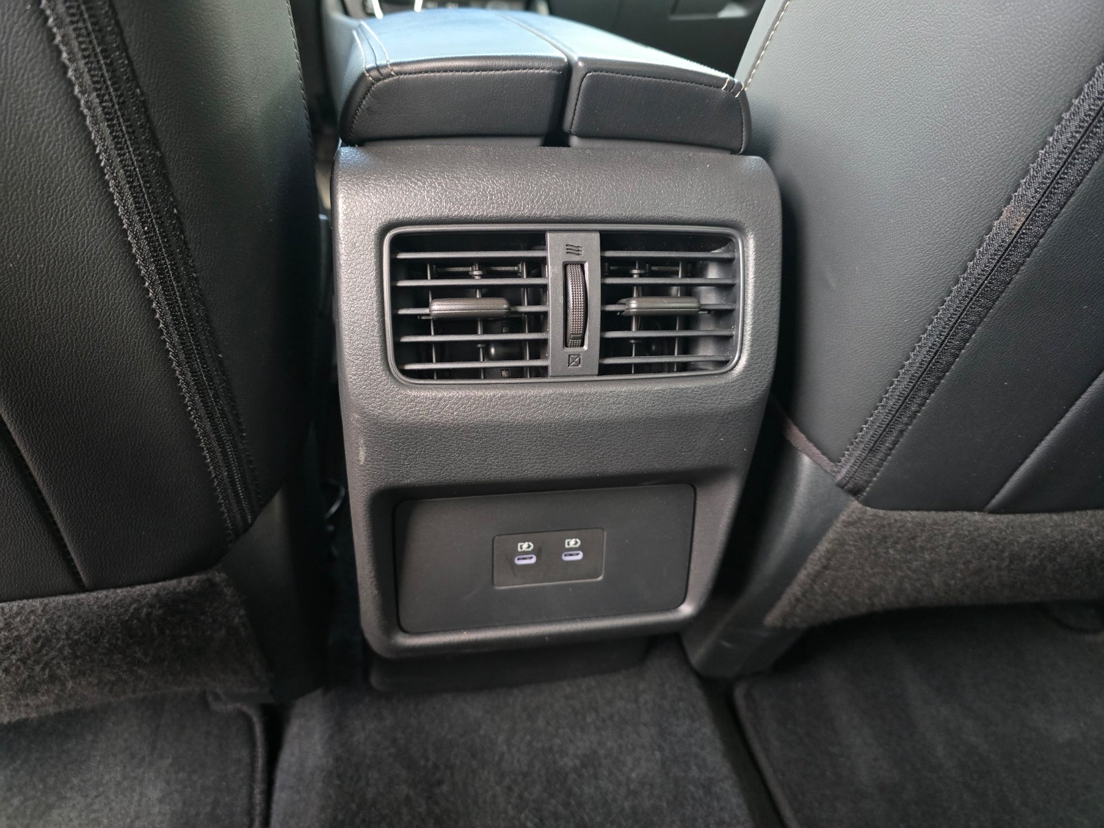 2026 Nissan Rogue SL