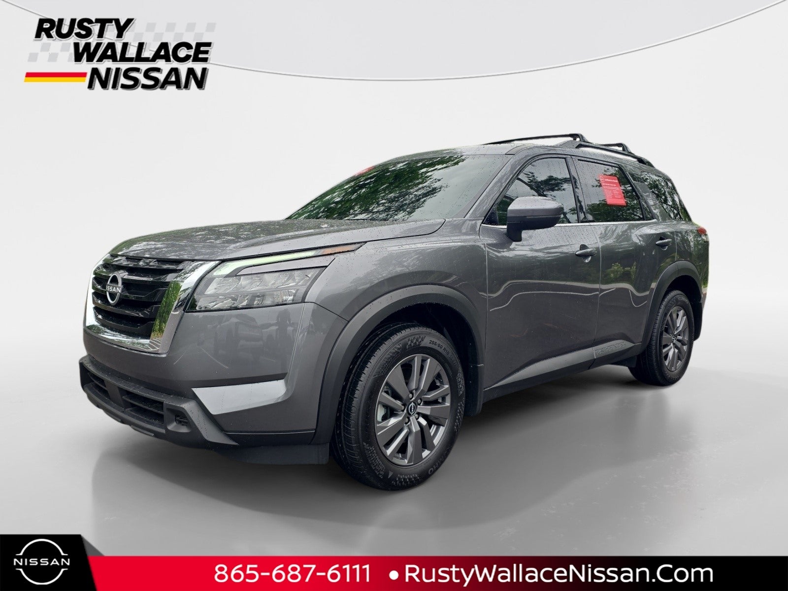 2025 Nissan Pathfinder SV 2WD's photo