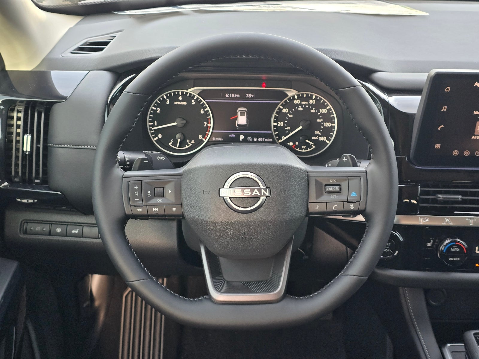 2026 Nissan Pathfinder SV