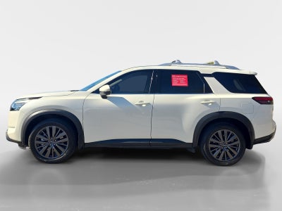 2022 Nissan Pathfinder SL