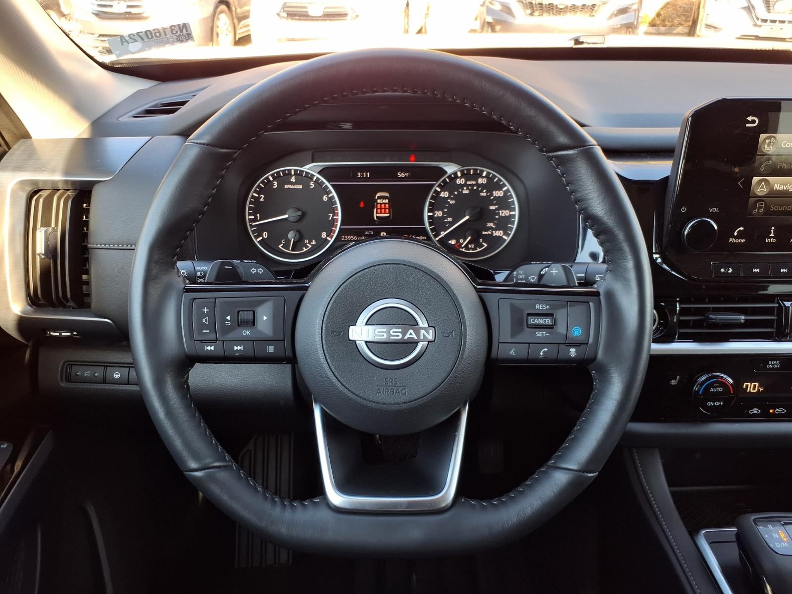 2024 Nissan Pathfinder SL