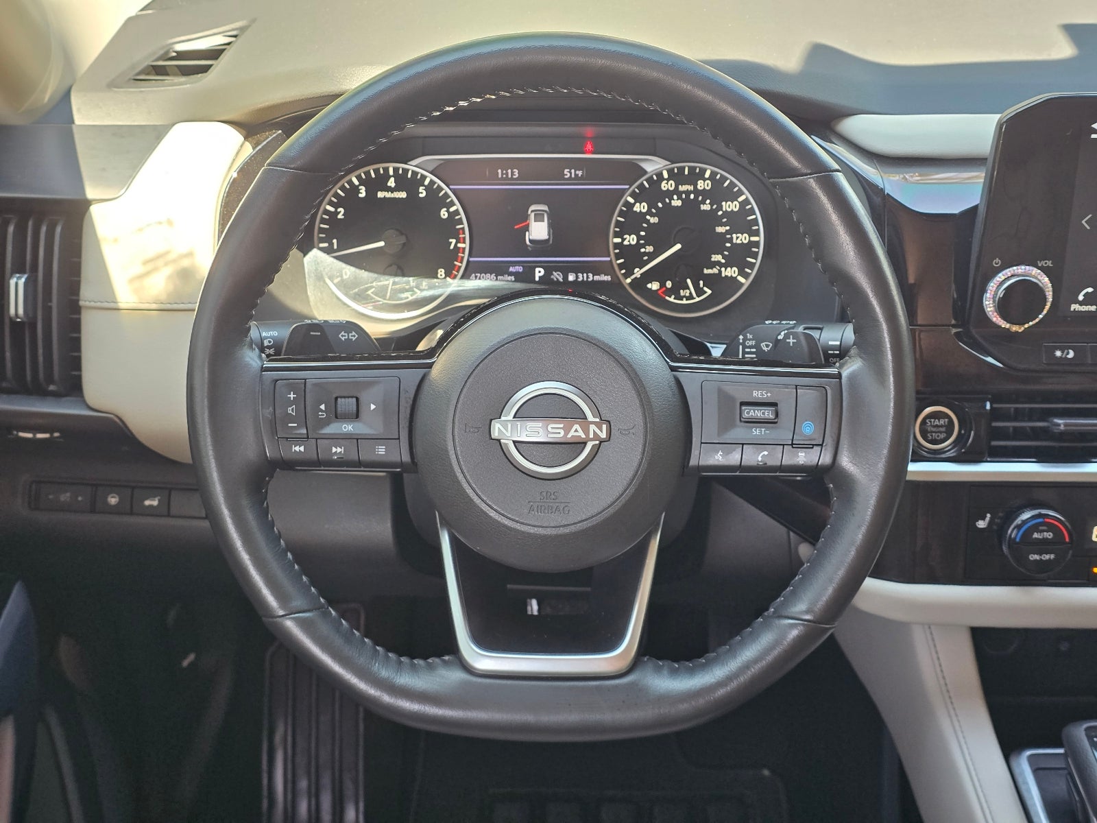 2023 Nissan Pathfinder SL