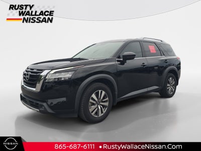 2022 Nissan Pathfinder SL
