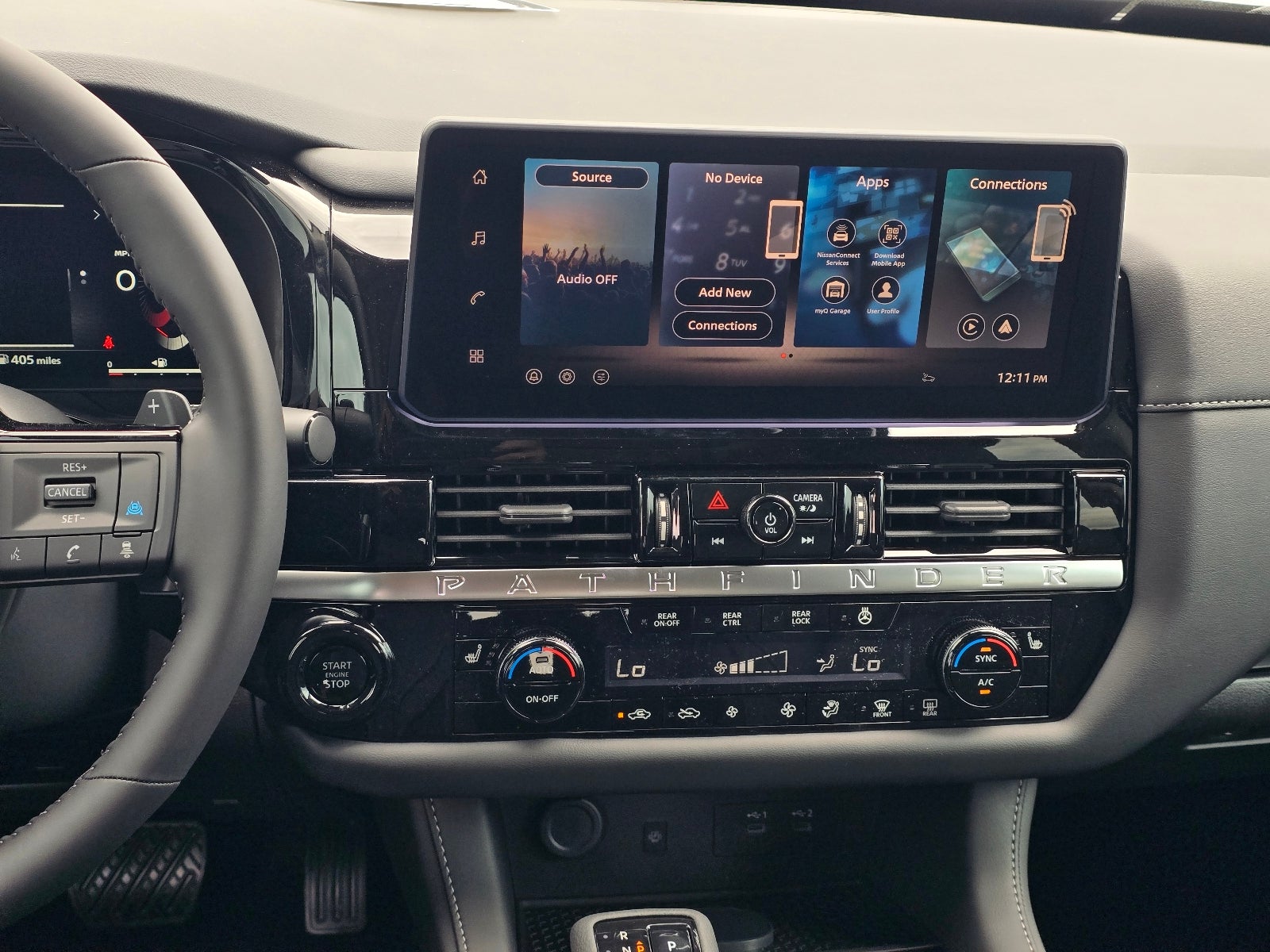 2026 Nissan Pathfinder SL