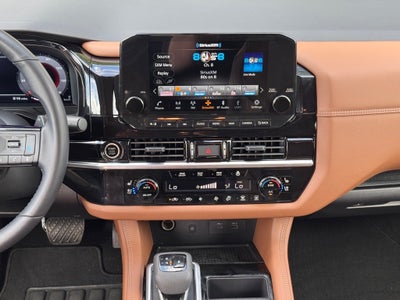 2024 Nissan Pathfinder Platinum