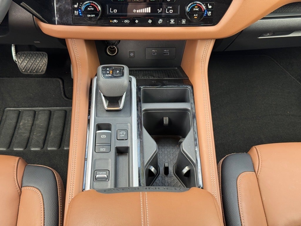 2024 Nissan Pathfinder Platinum