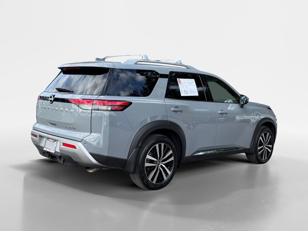 2024 Nissan Pathfinder Platinum