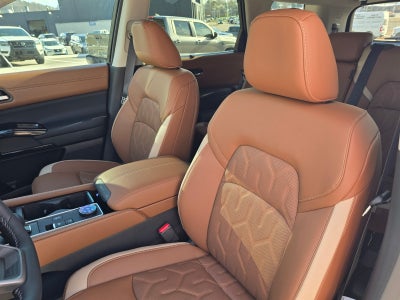 2026 Nissan Pathfinder Platinum