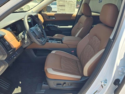 2026 Nissan Pathfinder Platinum