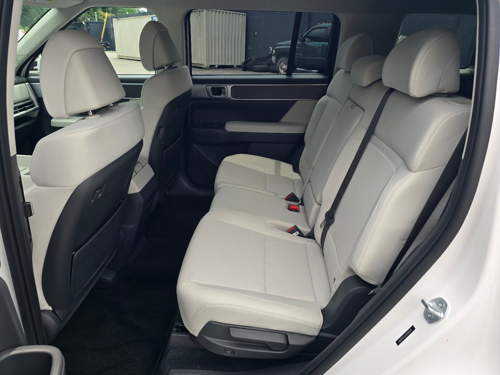 2025 Hyundai Santa Fe SE