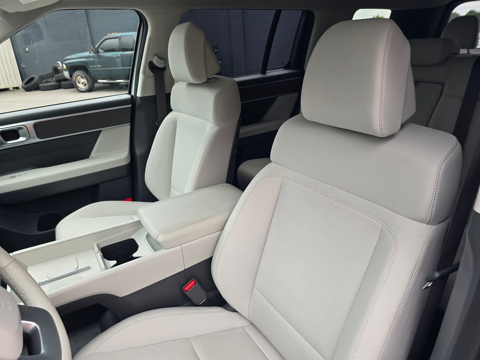 2025 Hyundai Santa Fe SE