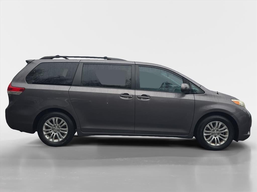 2014 Toyota Sienna Base