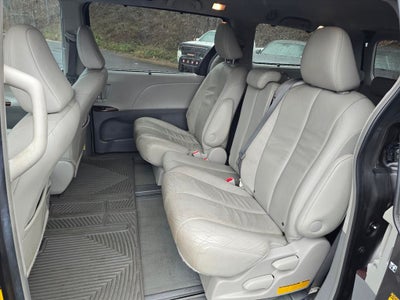 2014 Toyota Sienna Base
