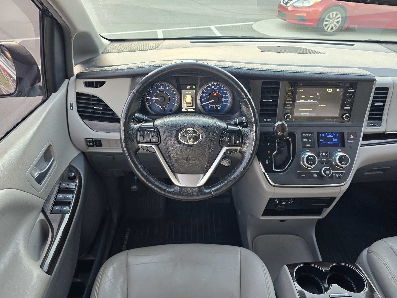 2019 Toyota Sienna XLE