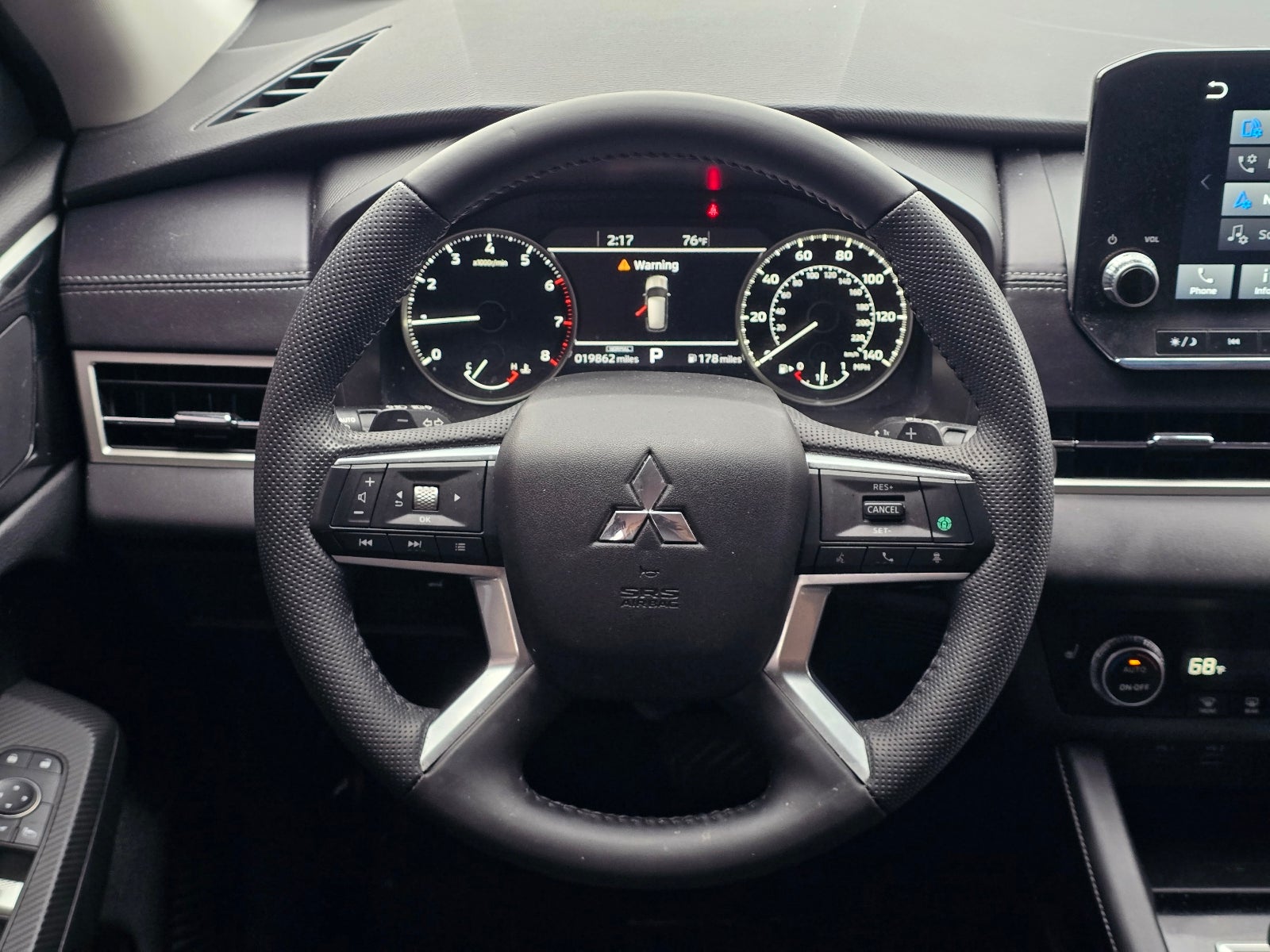 2024 Mitsubishi Outlander SE