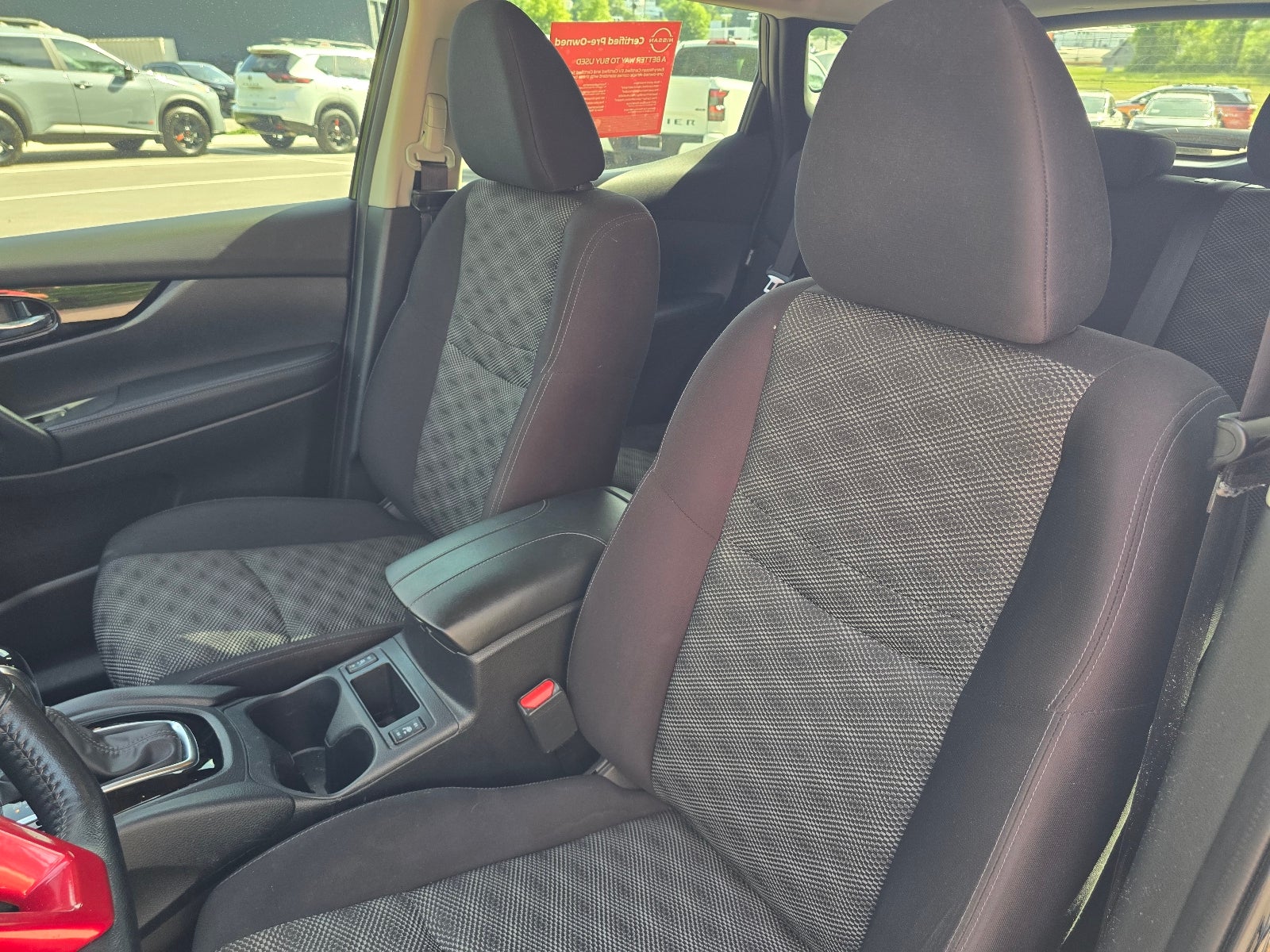 2022 Nissan Rogue Sport SV