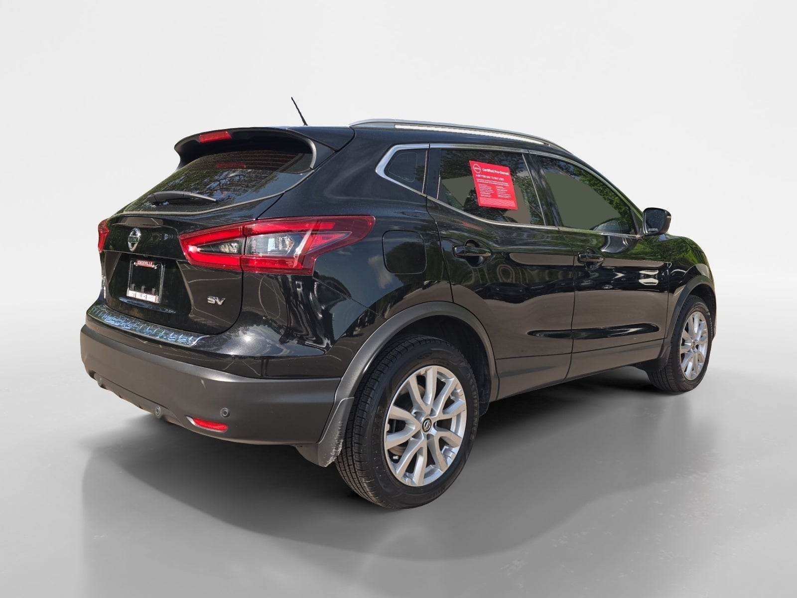 2022 Nissan Rogue Sport SV