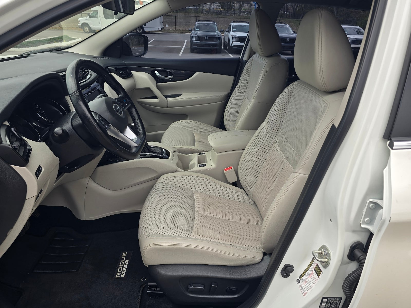 2022 Nissan Rogue Sport SL