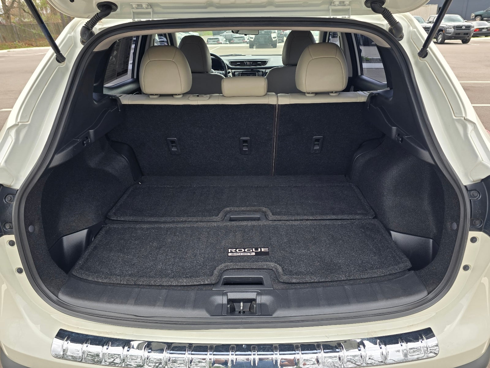 2022 Nissan Rogue Sport SL