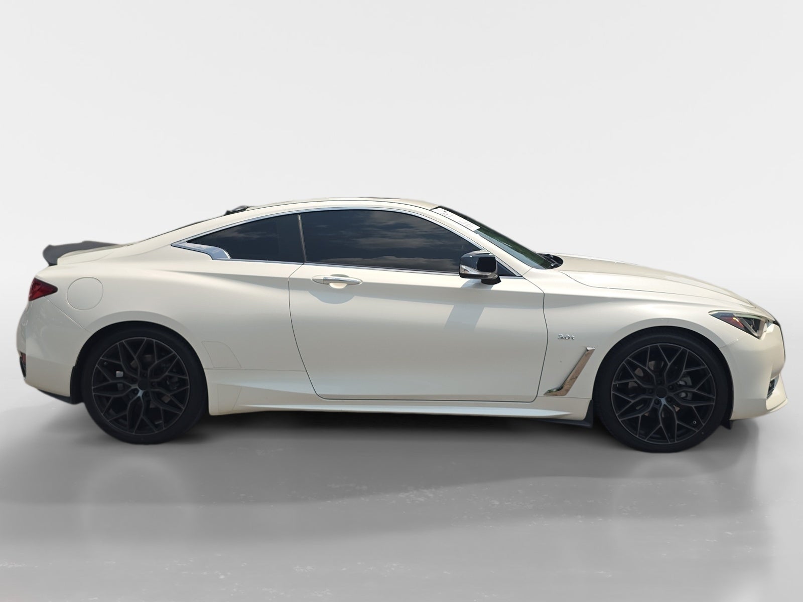 2018 INFINITI Q60 3.0t LUXE