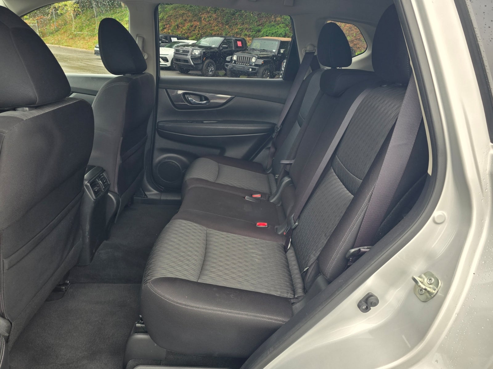 2019 Nissan Rogue S