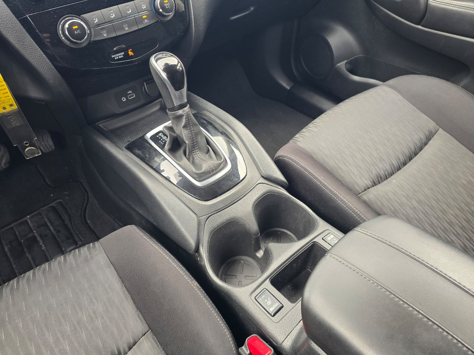 2019 Nissan Rogue S