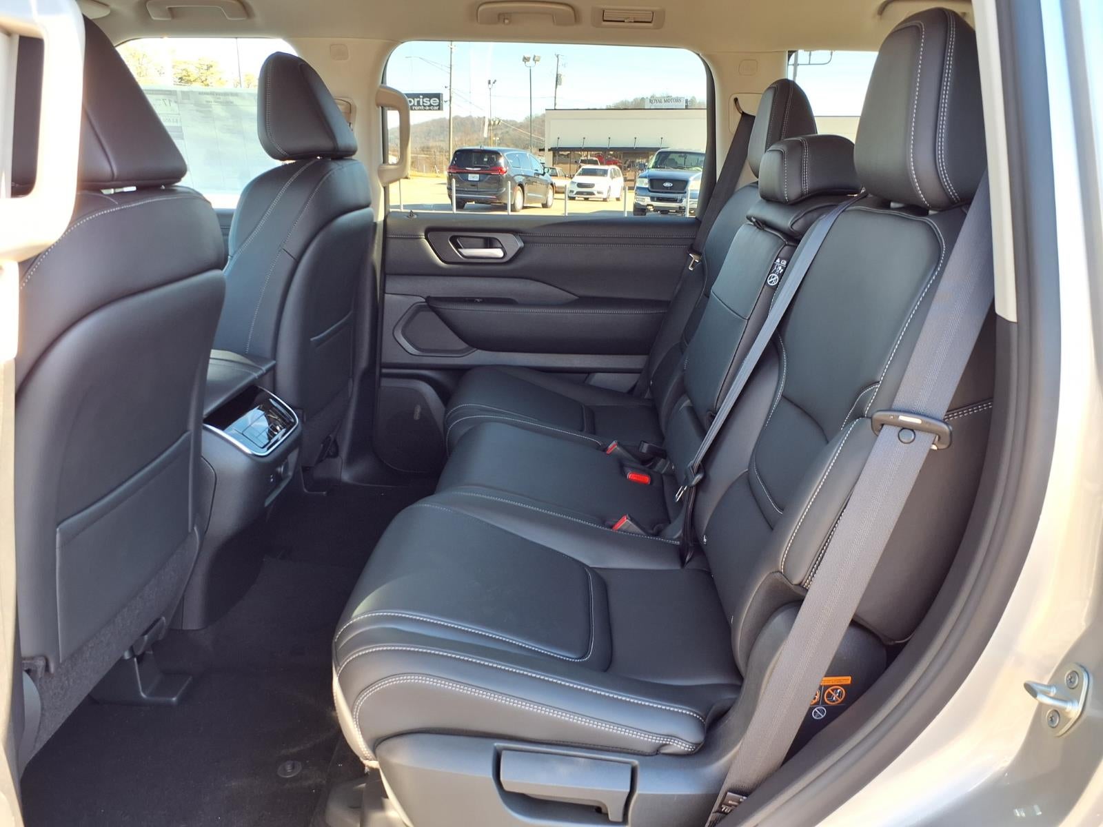 2026 Nissan Armada SV