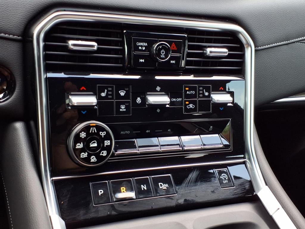 2025 Nissan Armada SL