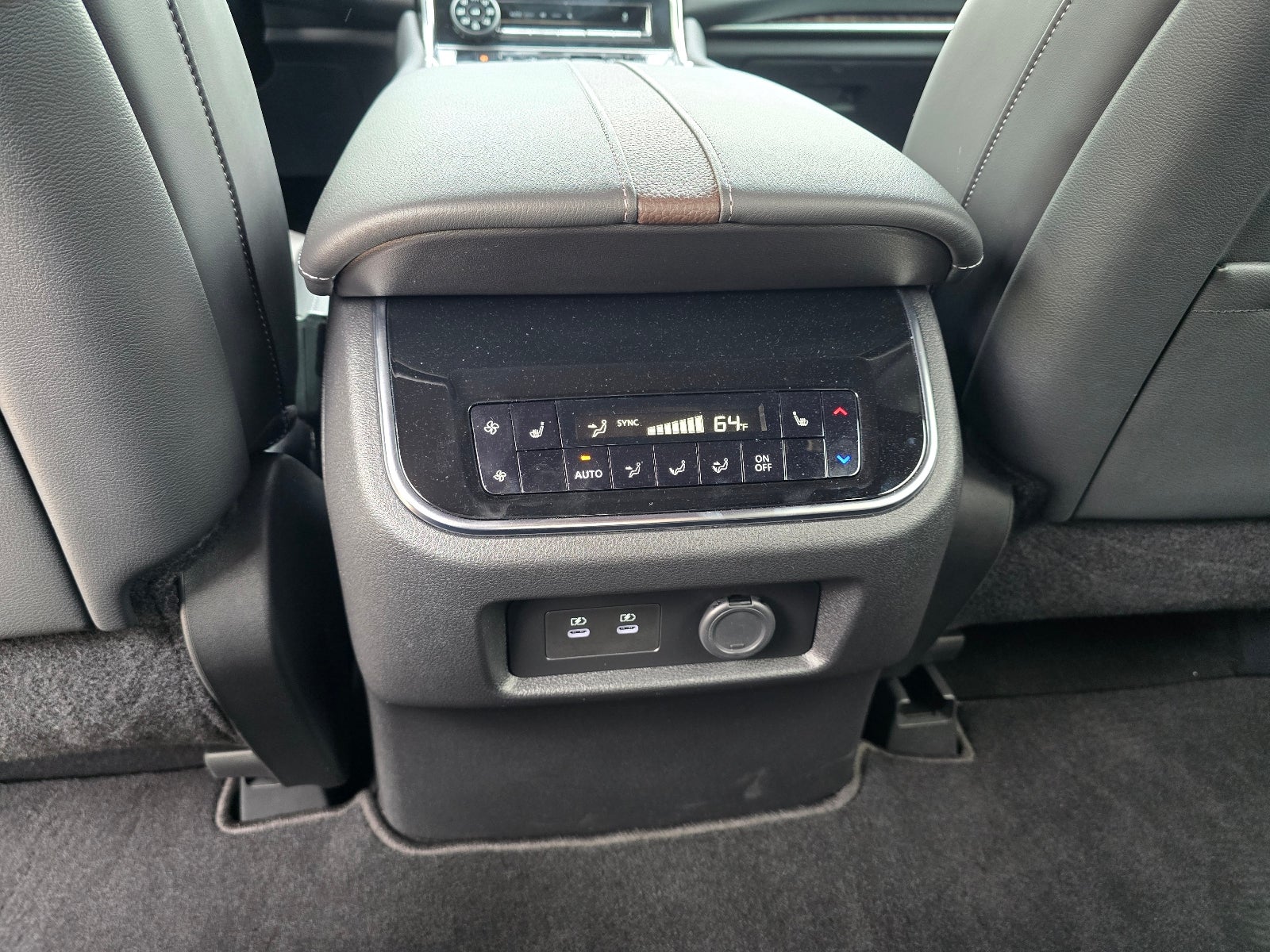 2025 Nissan Armada Platinum Reserve