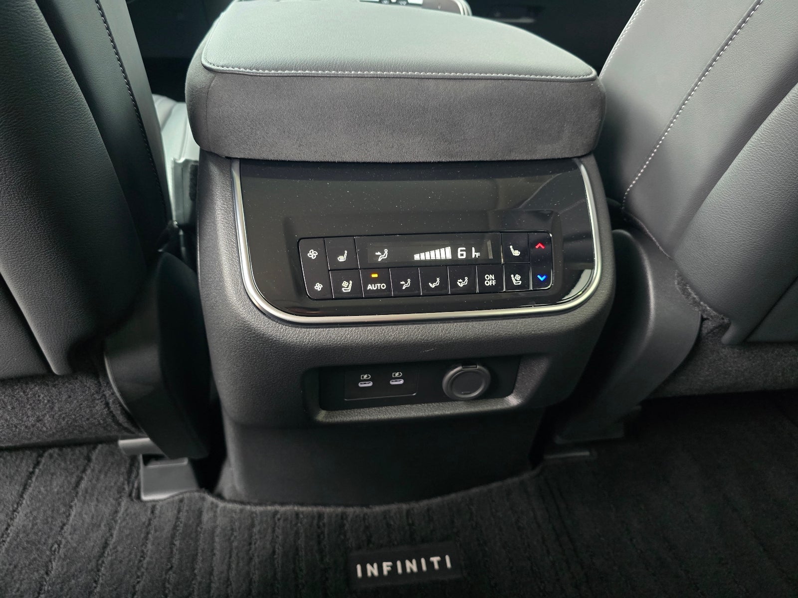 2025 INFINITI QX80 SENSORY