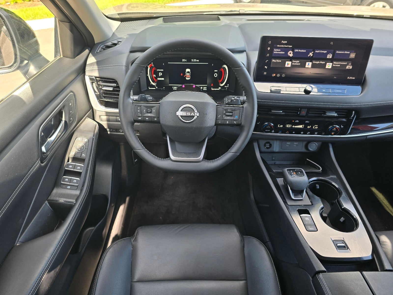 2025 Nissan Rogue SL