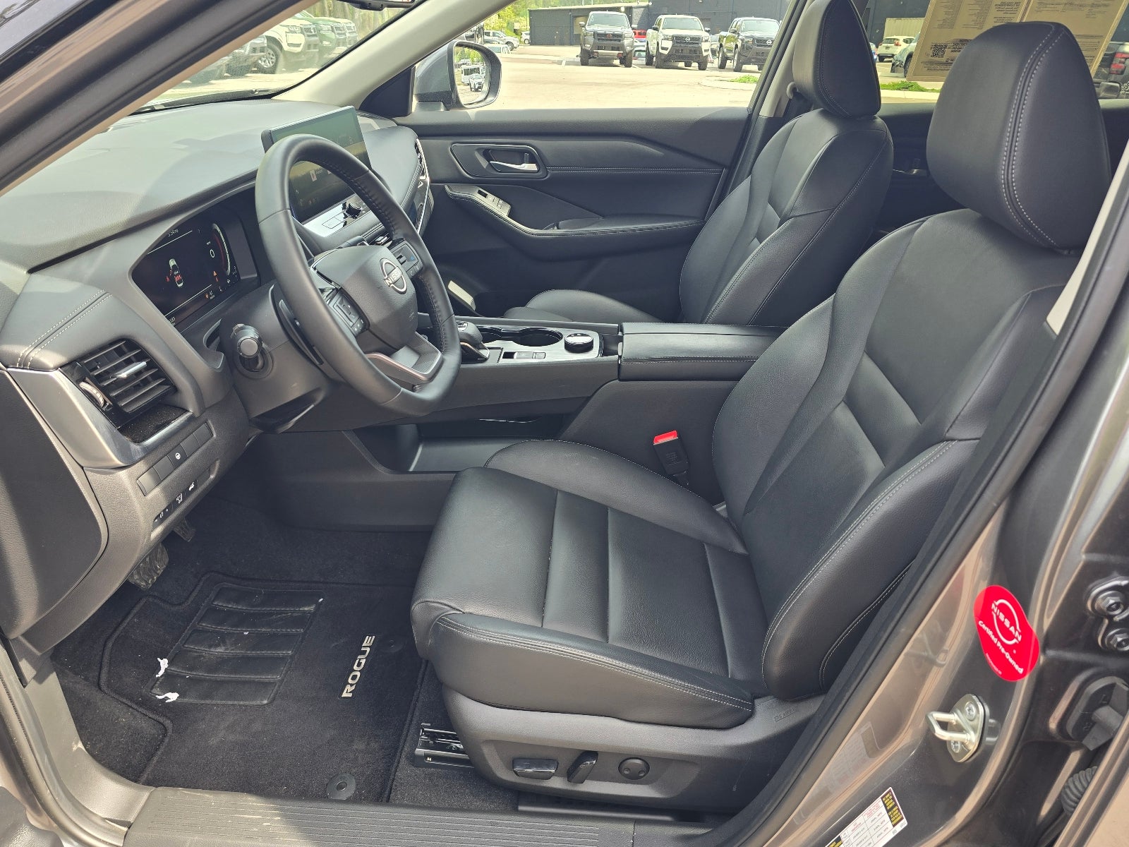 2025 Nissan Rogue SL
