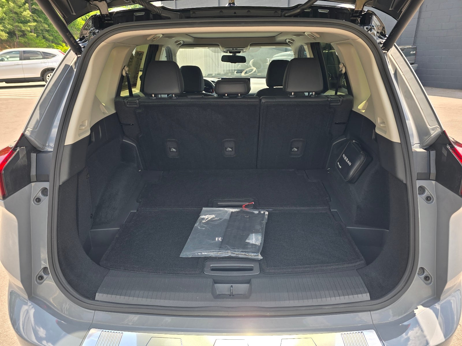 2024 Nissan Rogue Platinum