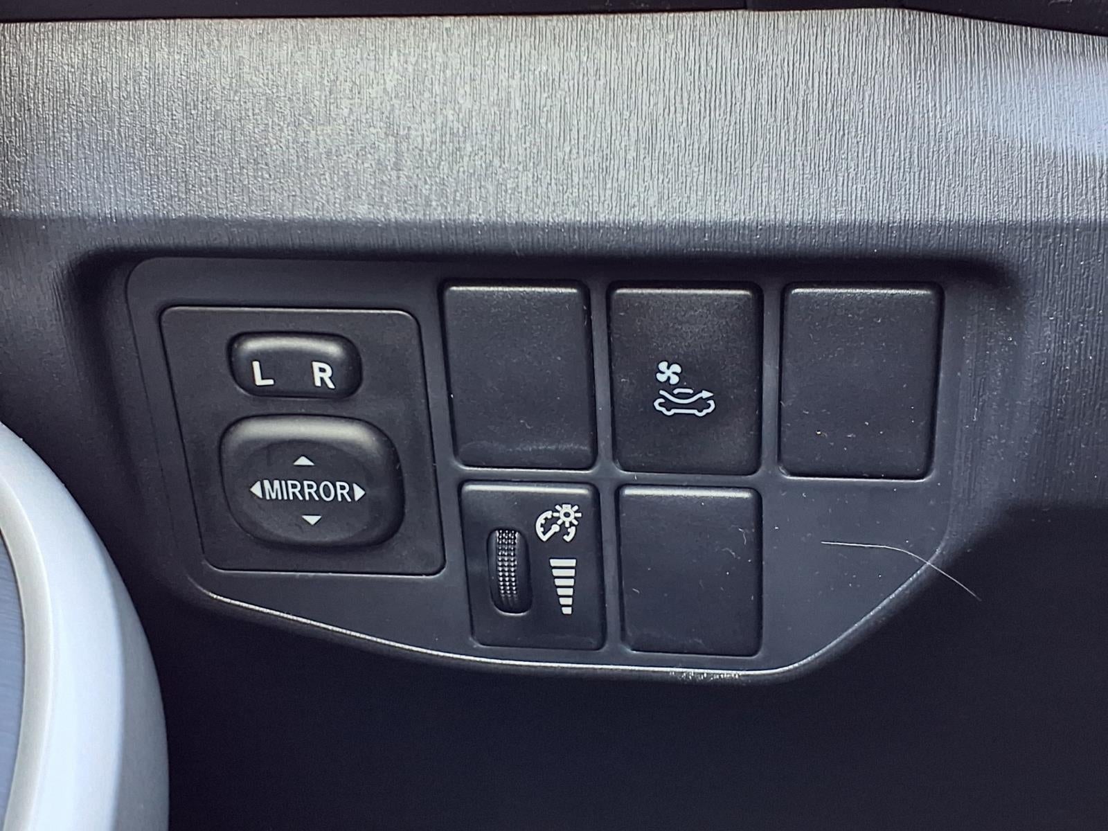 2013 Toyota Prius Three