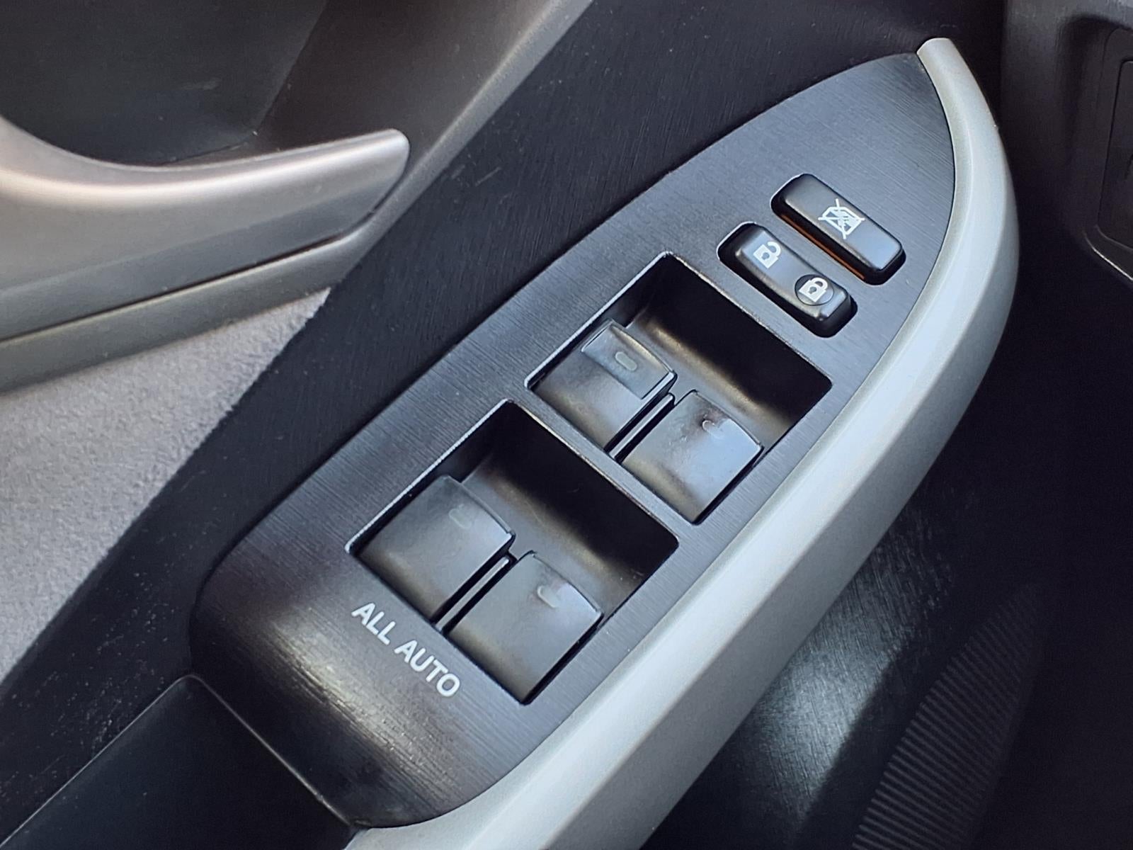 2013 Toyota Prius Three