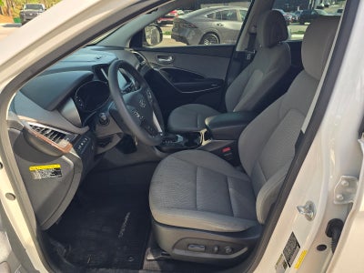 2017 Hyundai Santa Fe XL SE