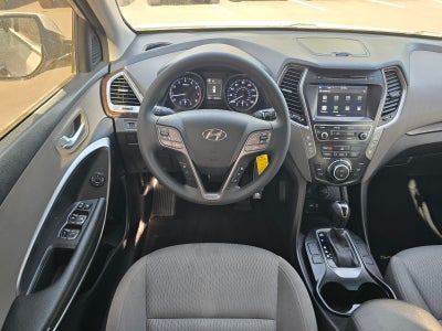 2017 Hyundai Santa Fe XL SE