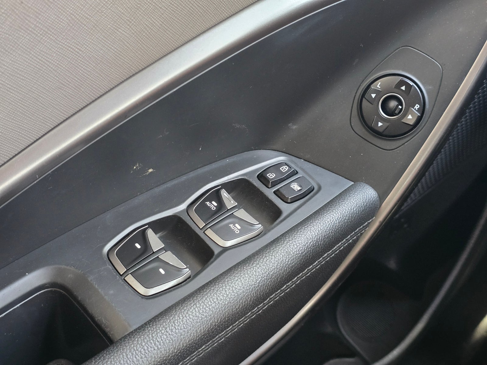 2017 Hyundai Santa Fe XL SE