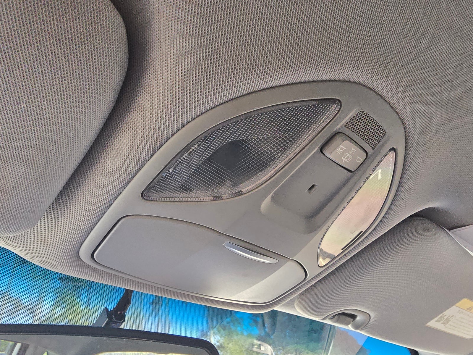 2017 Hyundai Santa Fe XL SE