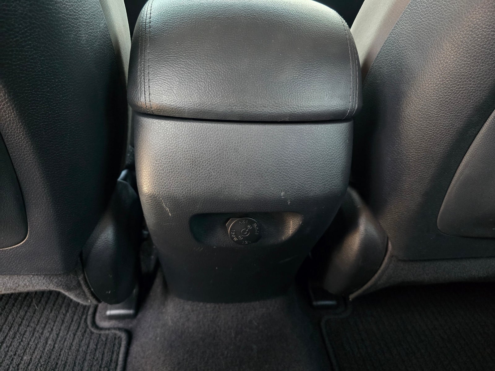 2017 Hyundai Santa Fe XL SE