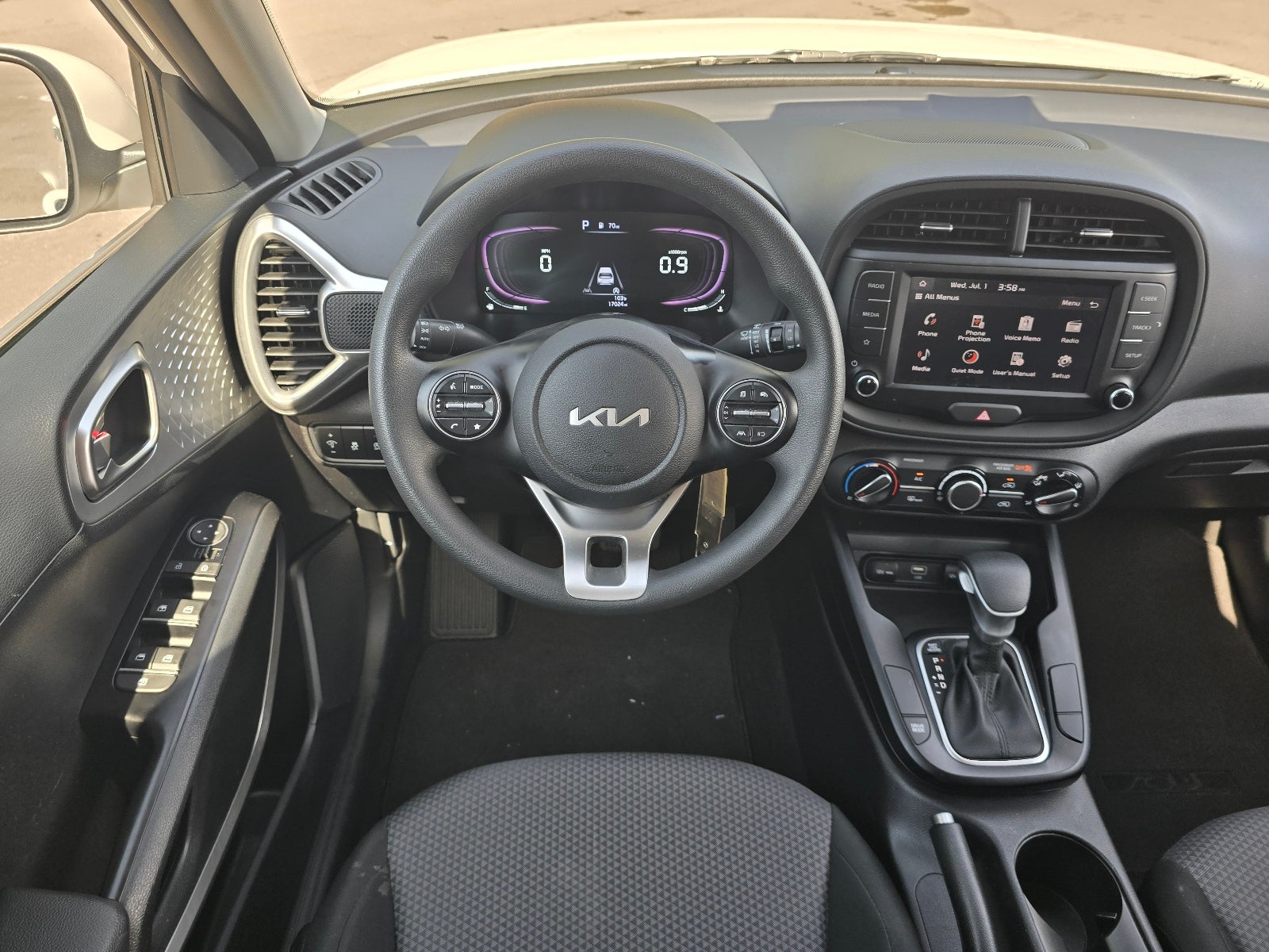 2024 Kia Soul LX